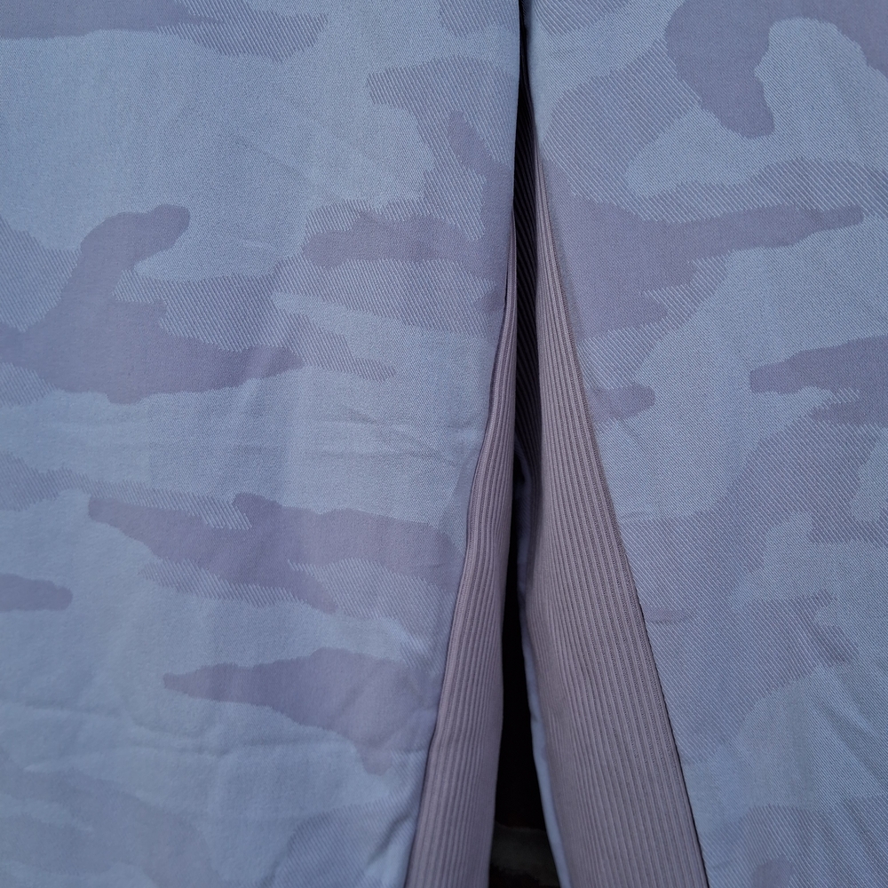 NWT 💕 Athleta Brooklyn Lined Camo Joggers Sz. 6 - Picture 6 of 15